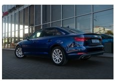 Audi A4, V (B9)