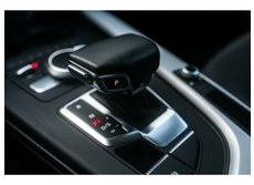 Audi A4, V (B9)